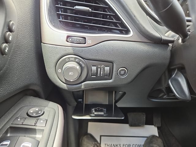 2019 Jeep Cherokee Overland