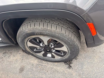 2022 Jeep Grand Cherokee 4xe BASE