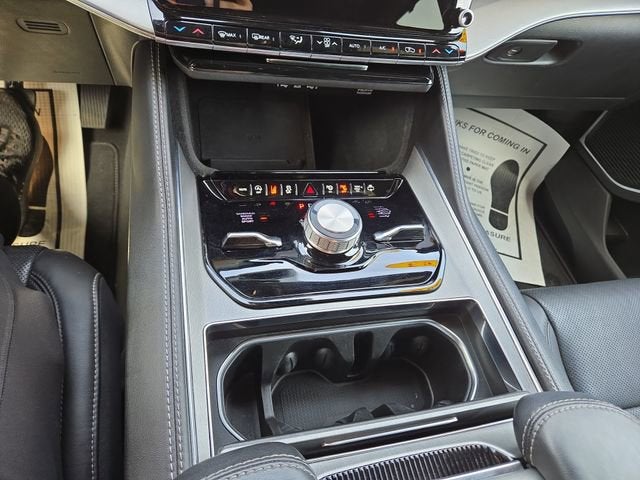 2023 Jeep Wagoneer Series II Carbide