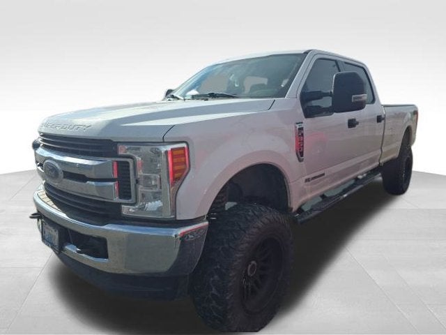 2018 Ford Super Duty F-350 SRW XL