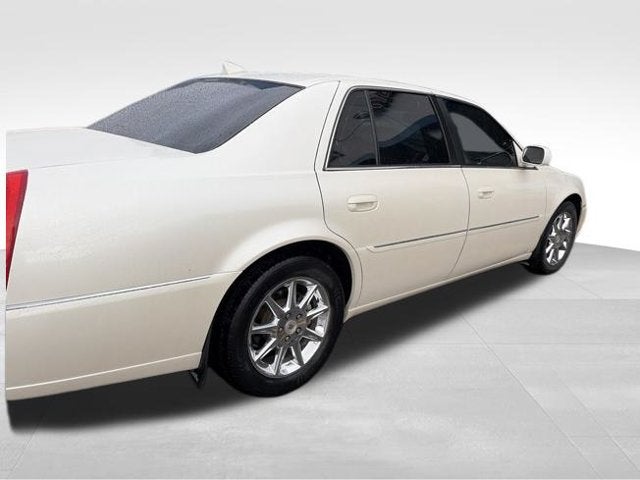 2010 Cadillac DTS w/1SC