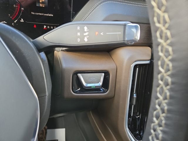 2025 GMC Yukon Denali Ultimate