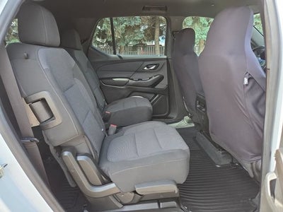 2022 Chevrolet Traverse LT Cloth