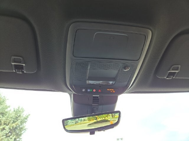 2027 Chevrolet Traverse Z71 - Photo 26