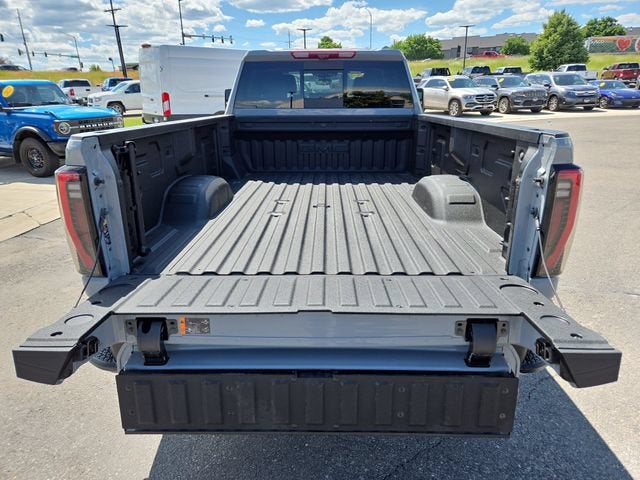 2025 GMC Sierra 3500 HD AT4