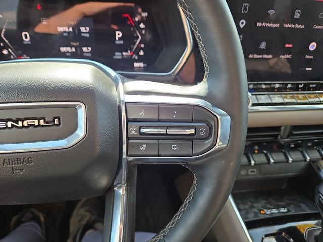 2023 GMC Canyon Denali