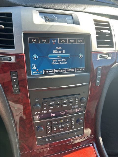 2011 Cadillac Escalade Premium