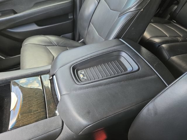 2018 Cadillac Escalade Platinum