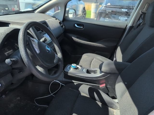 2016 Nissan LEAF S