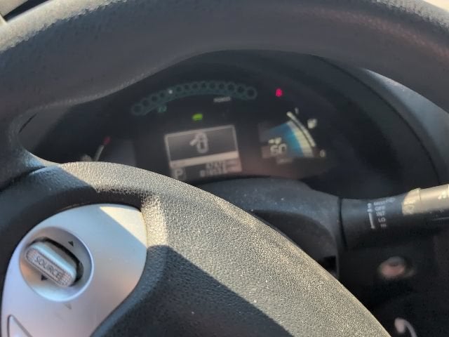 2016 Nissan LEAF S
