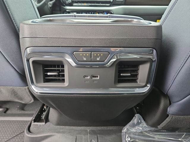 2025 Chevrolet Silverado 3500 HD High Country