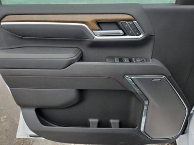 2025 Chevrolet Silverado 3500 HD High Country