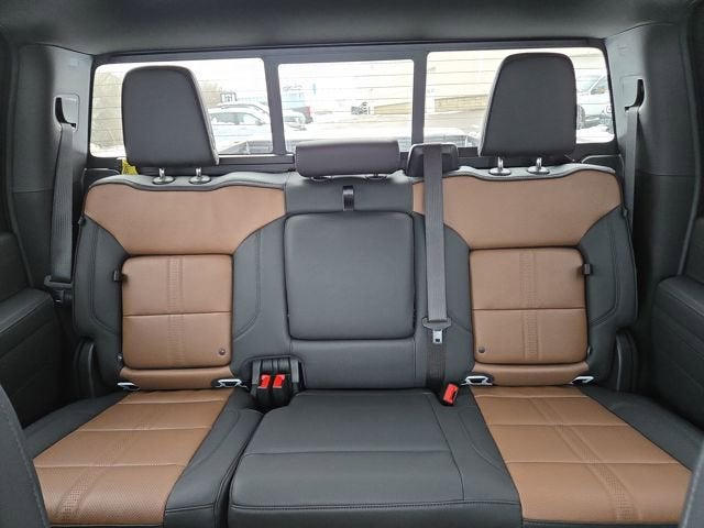 2025 Chevrolet Silverado 3500 HD High Country