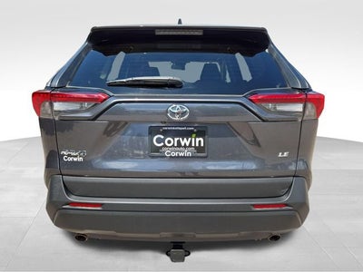 2020 Toyota RAV4 LE
