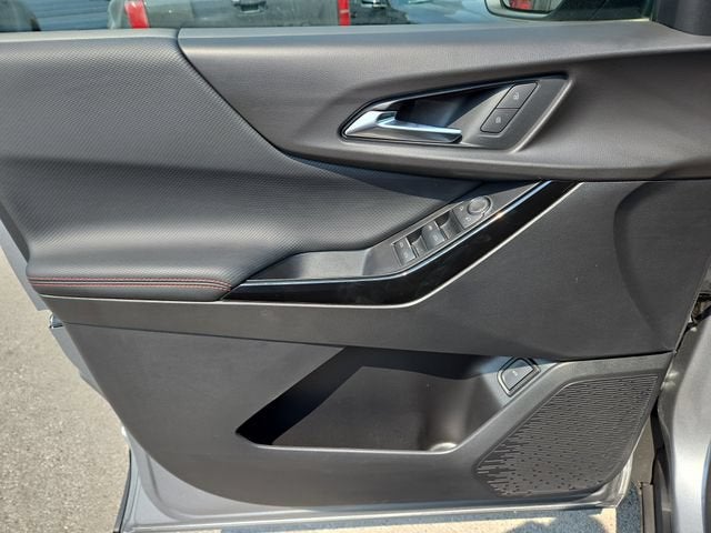 2027 Chevrolet Equinox RS - Photo 13