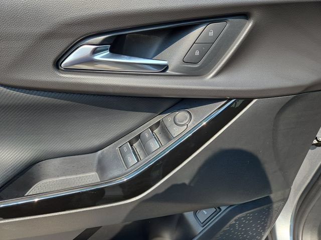 2027 Chevrolet Equinox RS - Photo 14