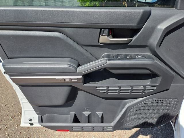 2025 Toyota Tacoma 4WD SR