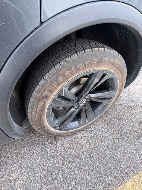 2023 Volkswagen Tiguan SE R-Line Black