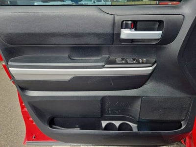 2017 Toyota Tundra 4WD SR5