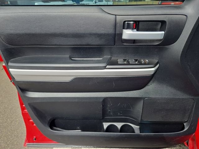 2017 Toyota Tundra 4WD SR5