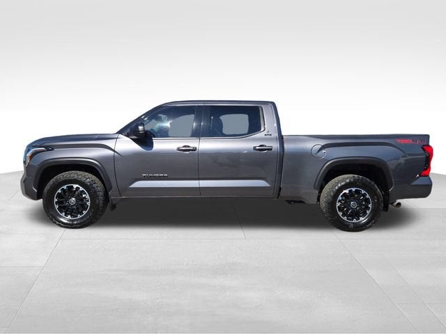 2022 Toyota Tundra 4WD SR5