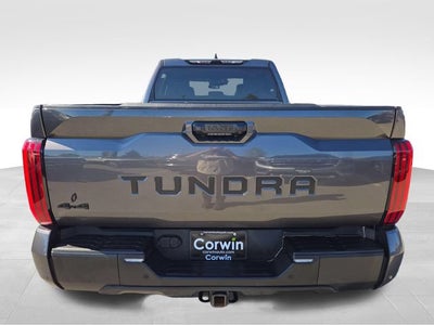 2022 Toyota Tundra 4WD SR5