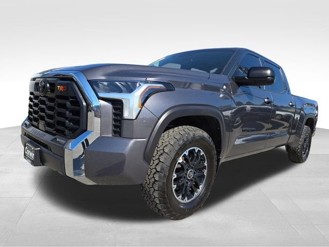 2022 Toyota Tundra 4WD SR5