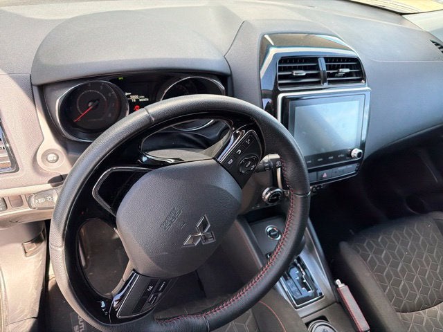 2025 Mitsubishi Outlander Sport S