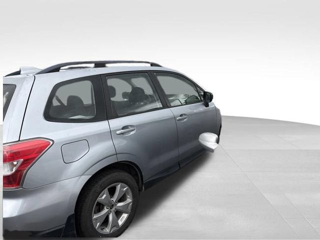 2016 Subaru Forester 2.5i