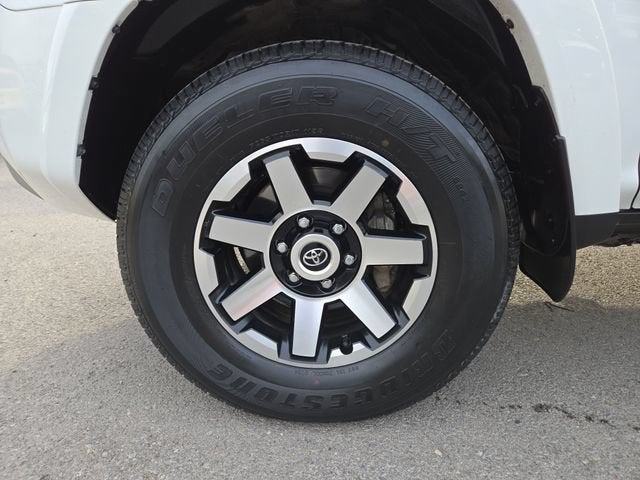 2024 Toyota 4Runner TRD Off Road