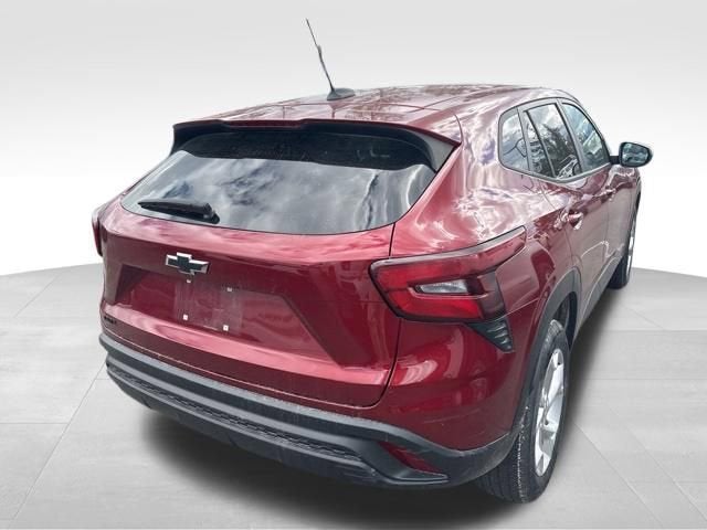 2025 Chevrolet Trax LS