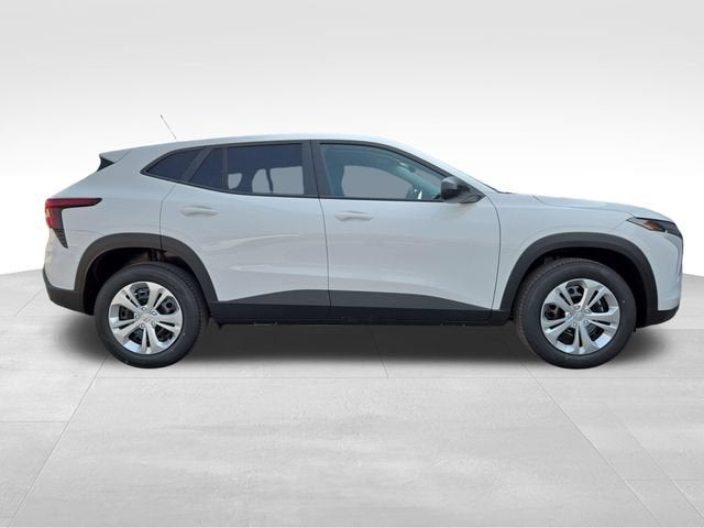 2026 Chevrolet Trax LS - Photo 12