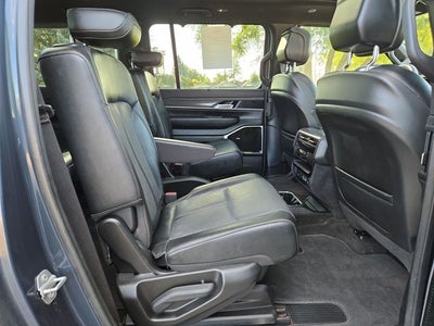 2023 Jeep Wagoneer L Series III