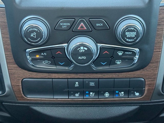 2019 RAM 1500 Classic Laramie