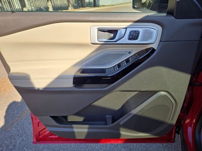 2023 Ford Explorer Platinum
