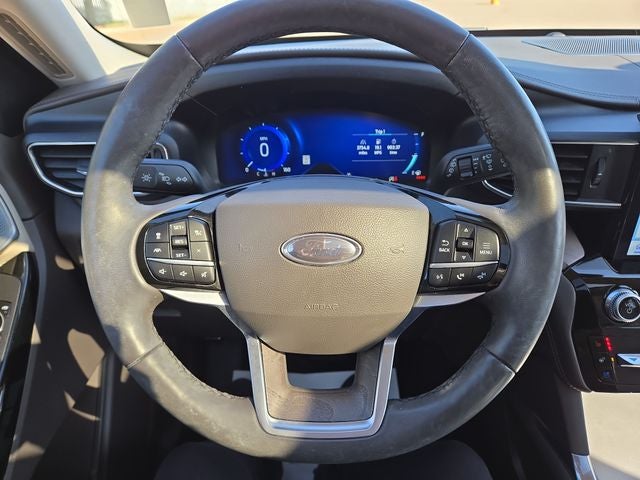 2023 Ford Explorer Platinum