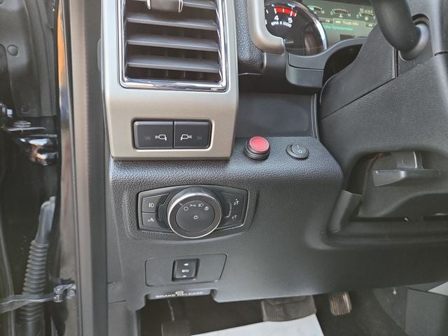 2018 Ford F-350SD Lariat