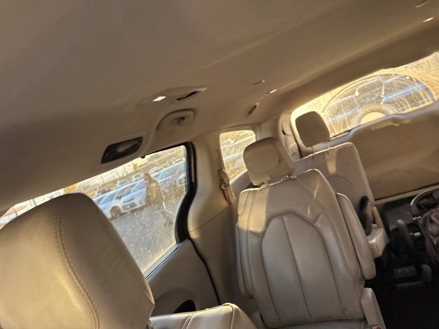 2021 Chrysler Voyager LXI