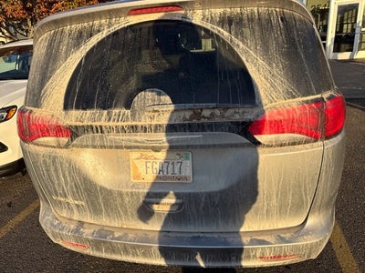 2021 Chrysler Voyager LXI