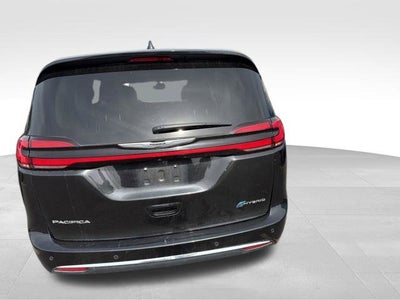 2023 Chrysler Pacifica Hybrid Limited