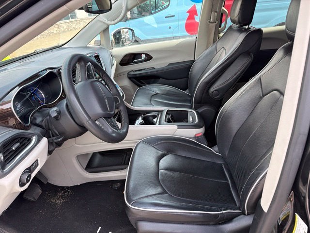 2023 Chrysler Pacifica Hybrid Limited