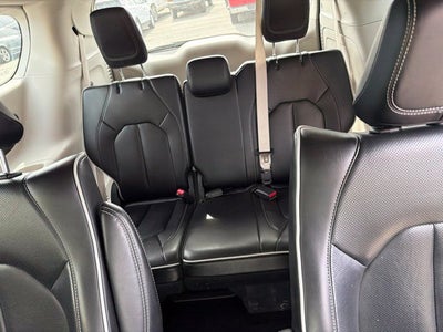 2023 Chrysler Pacifica Hybrid Limited