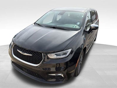 2023 Chrysler Pacifica Hybrid Limited