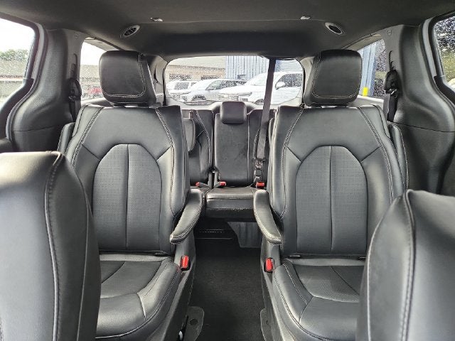 2024 Chrysler Pacifica Hybrid Select S Appearance