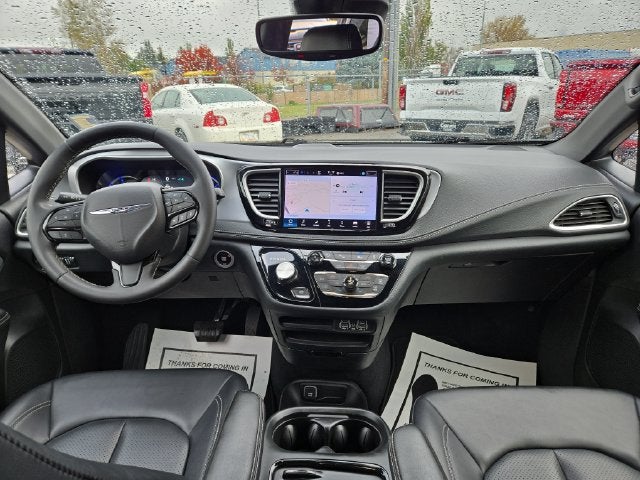 2024 Chrysler Pacifica Hybrid Select S Appearance