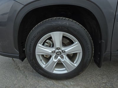 2023 Toyota Highlander Hybrid LE