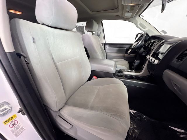2017 Toyota Sequoia SR5 5.7L