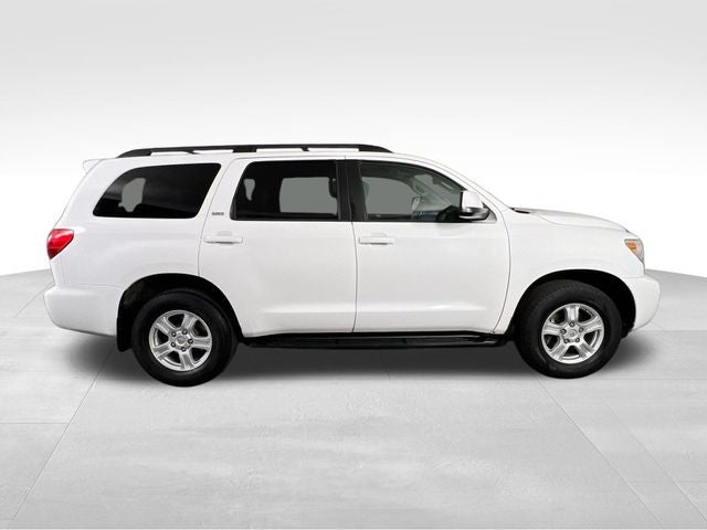 2017 Toyota Sequoia SR5 5.7L
