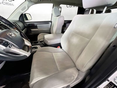 2017 Toyota Sequoia SR5 5.7L