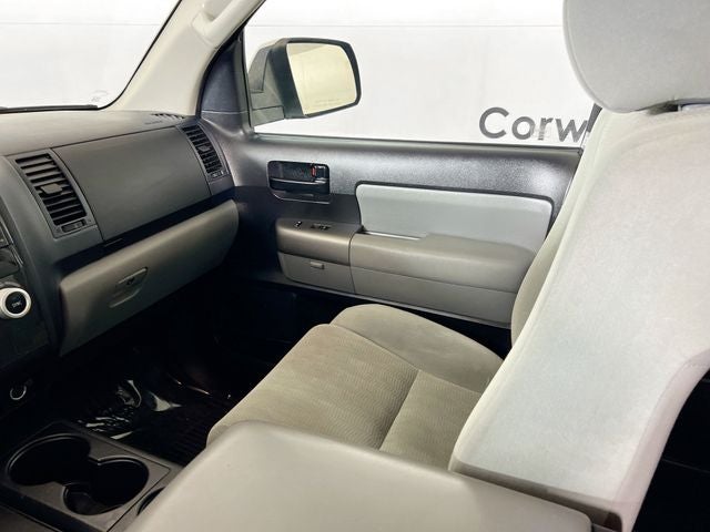 2017 Toyota Sequoia SR5 5.7L